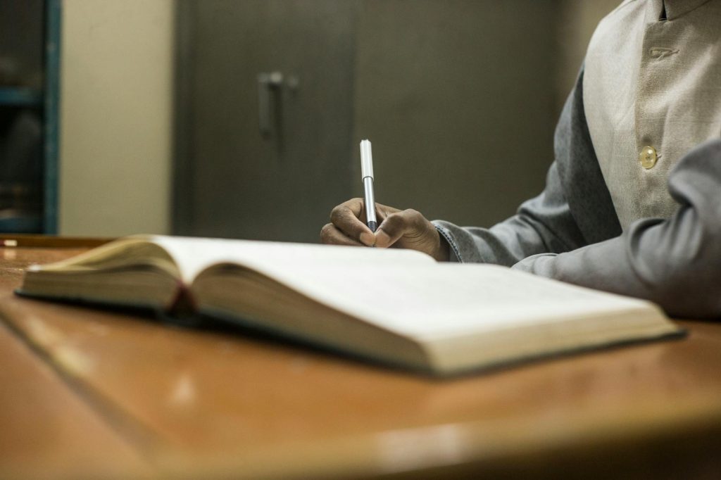 Free stock photo of academic, book, bookshelf